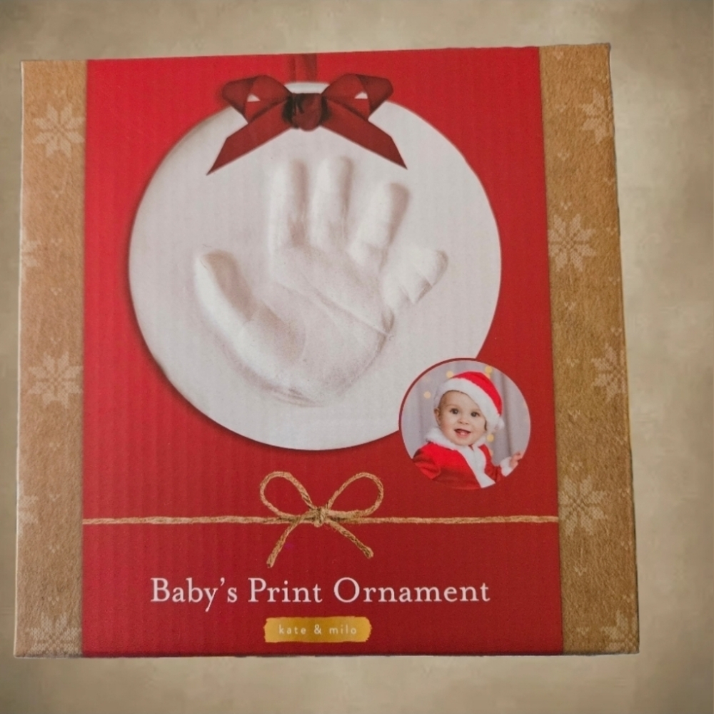 NWT/ Round Baby's Print Christmas Ornament, White